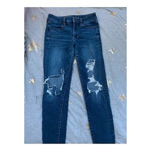 women’s ripped skinny jeans